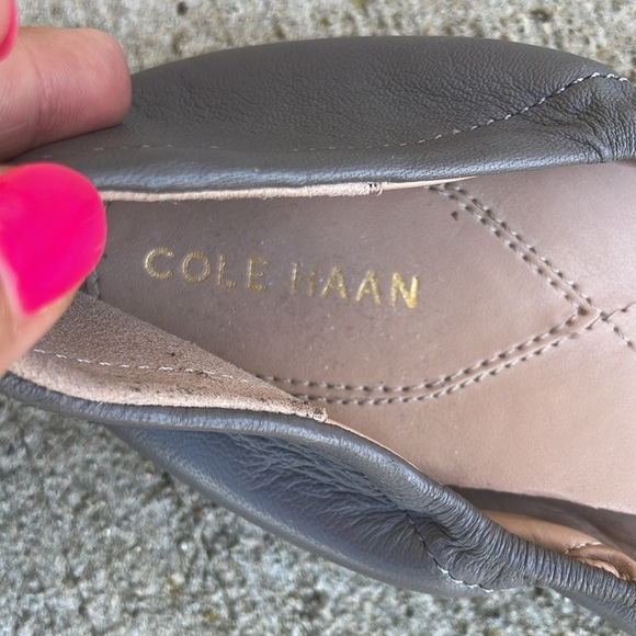 Cole Haan Gray Elsie Logo Ballet II Flats Patent Size 9B - Picture 4 of 6